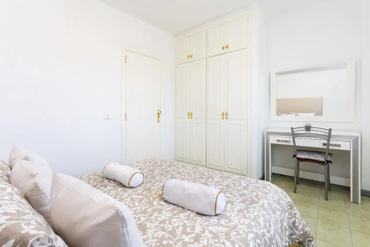 아로나 Parque Don Jose With Heated Pool And Wifi 아파트